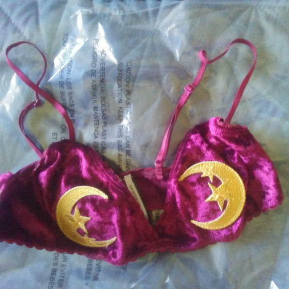 Urban Outfitters red velvet moon bra bralette - Picture 2 of 5